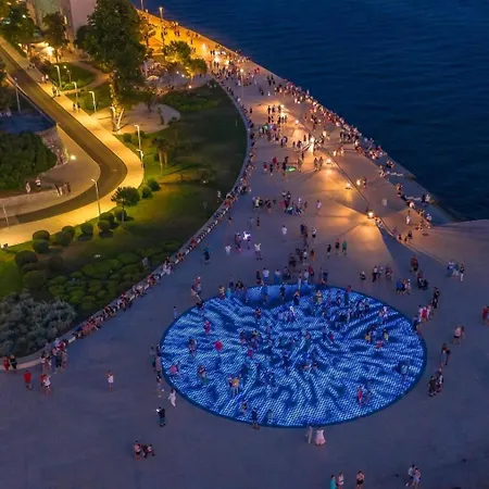 House In With Balcony, Air Conditioning, W-lan, Washing Machine *