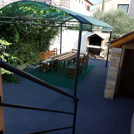 House In With Balcony, Air Conditioning, W-lan, Washing Machine